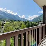 Riverside Mont Blanc View - Happy *