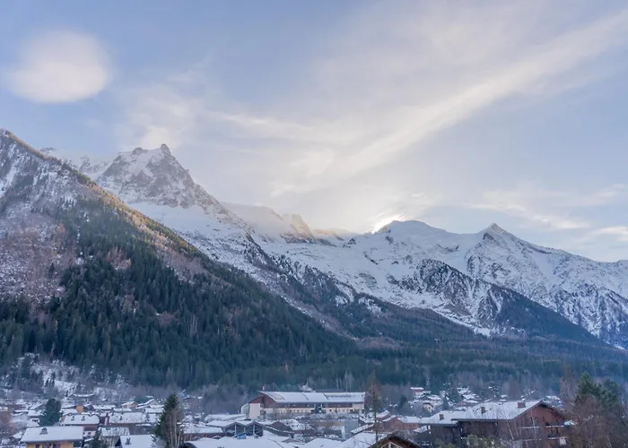 Riverside Mont Blanc View - Happy *